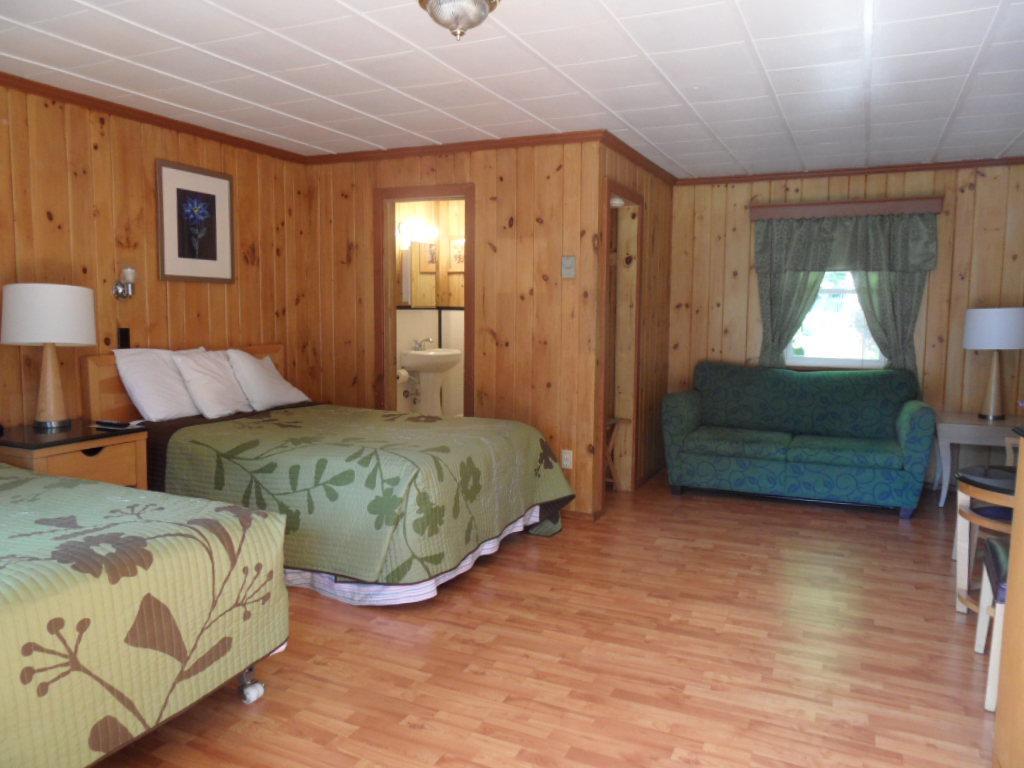 Seven Dwarfs Motel & Cabins Lake George Oda fotoğraf